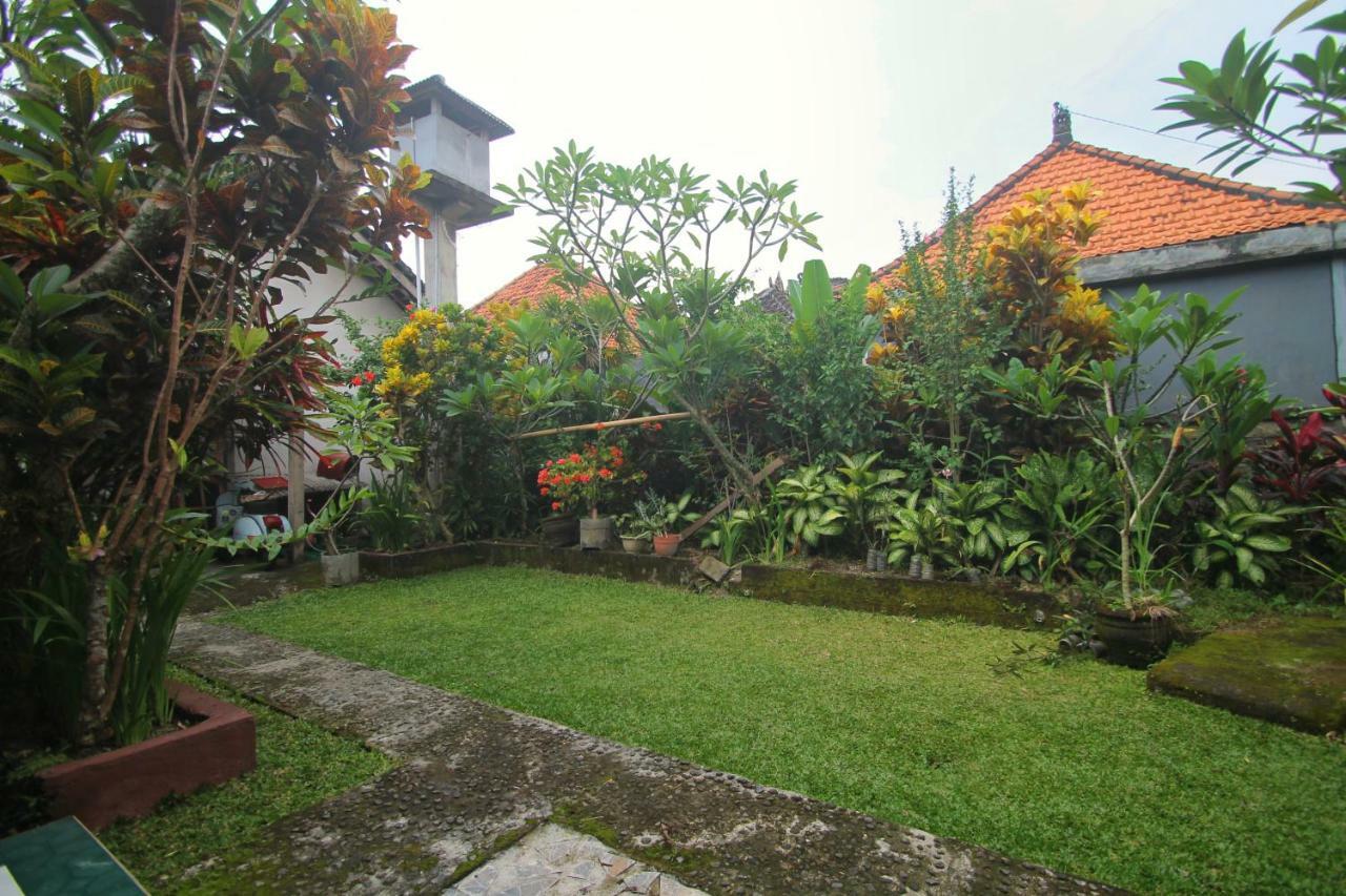 Monka House Hotell Ubud Exteriör bild