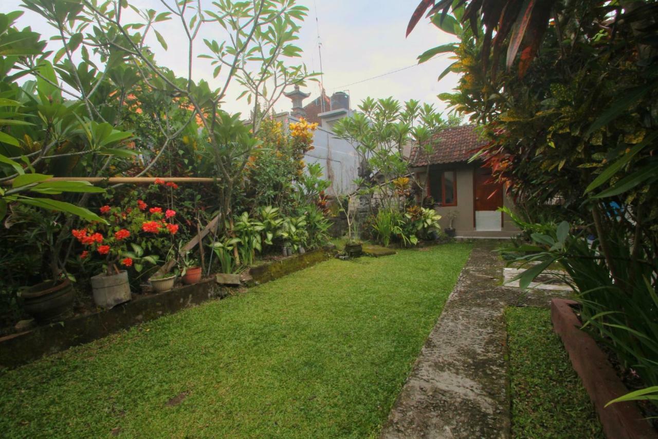 Monka House Hotell Ubud Exteriör bild