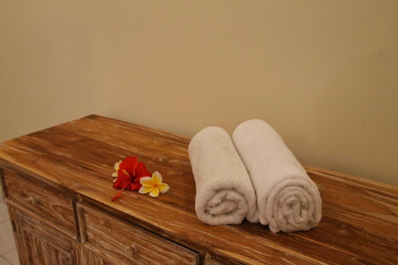 Monka House Hotell Ubud Exteriör bild