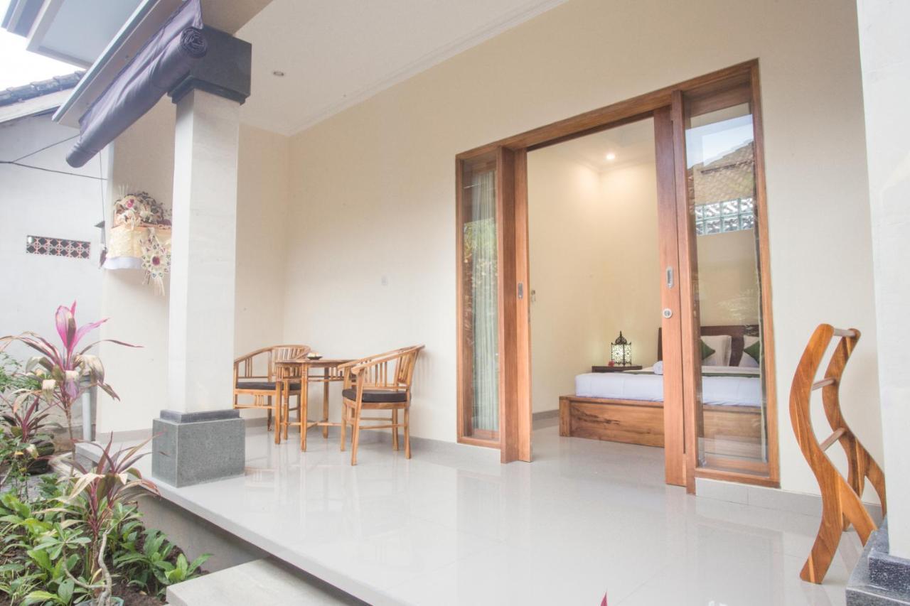 Monka House Hotell Ubud Exteriör bild