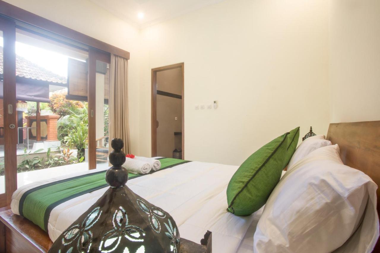 Monka House Hotell Ubud Exteriör bild
