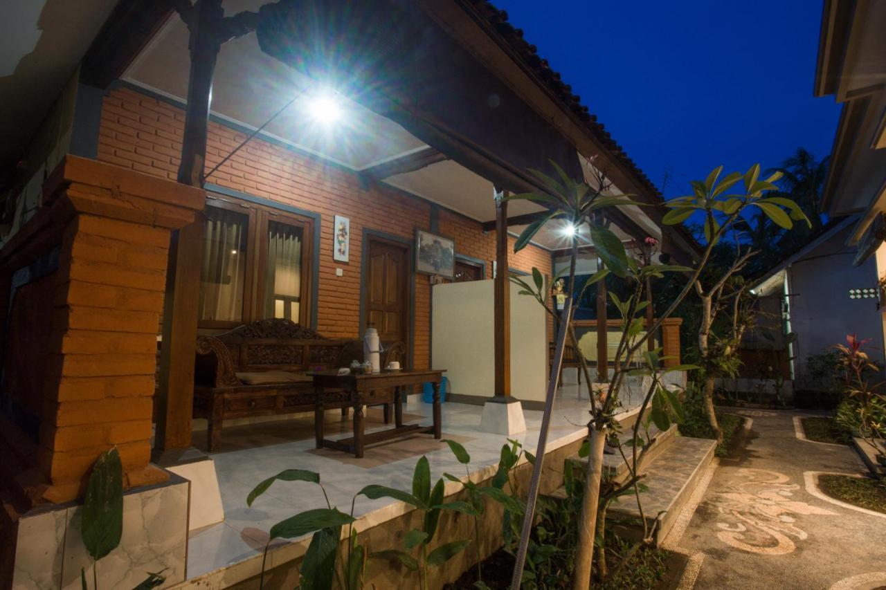 Monka House Hotell Ubud Exteriör bild